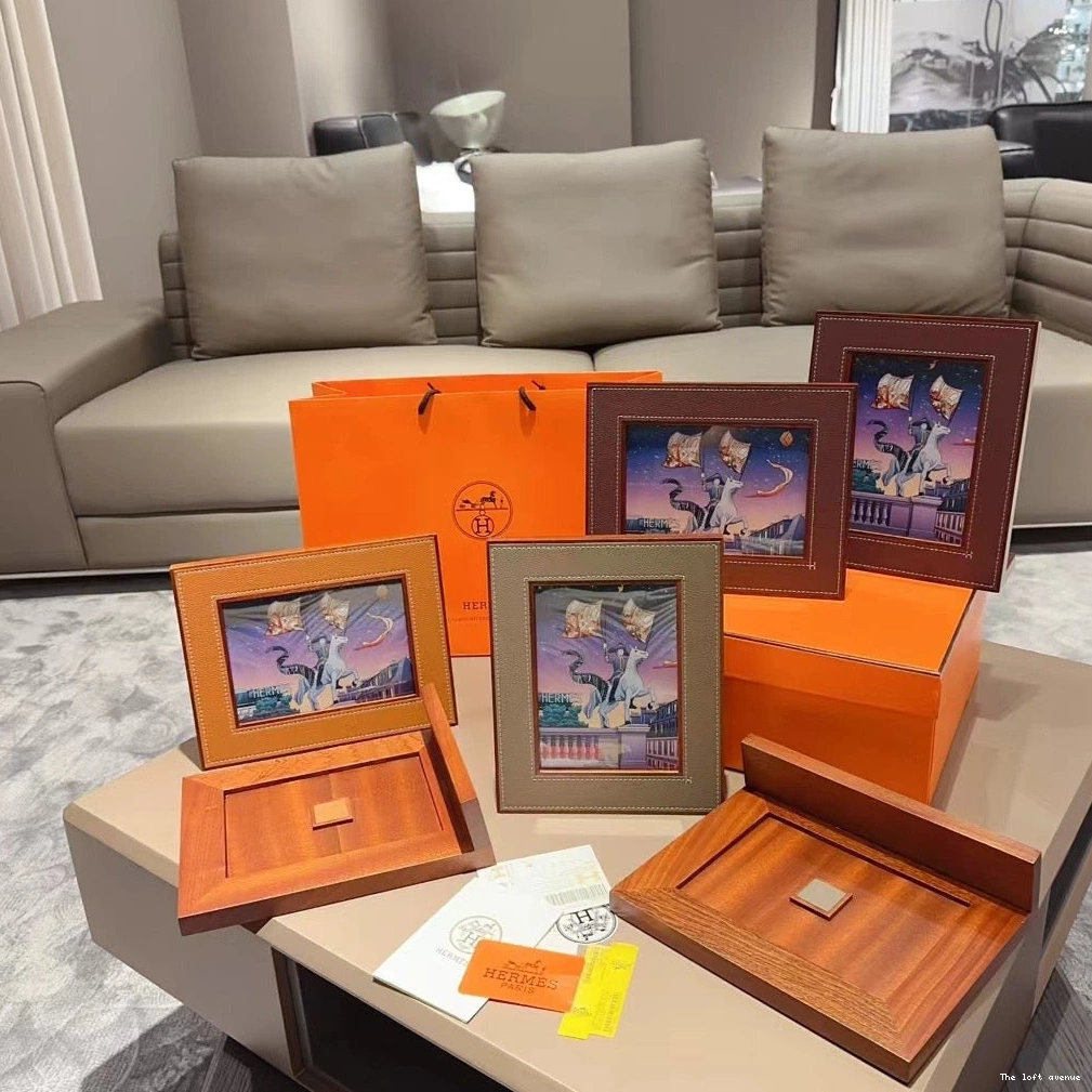 HERMES FRAME PICTURE LEATHER 0807